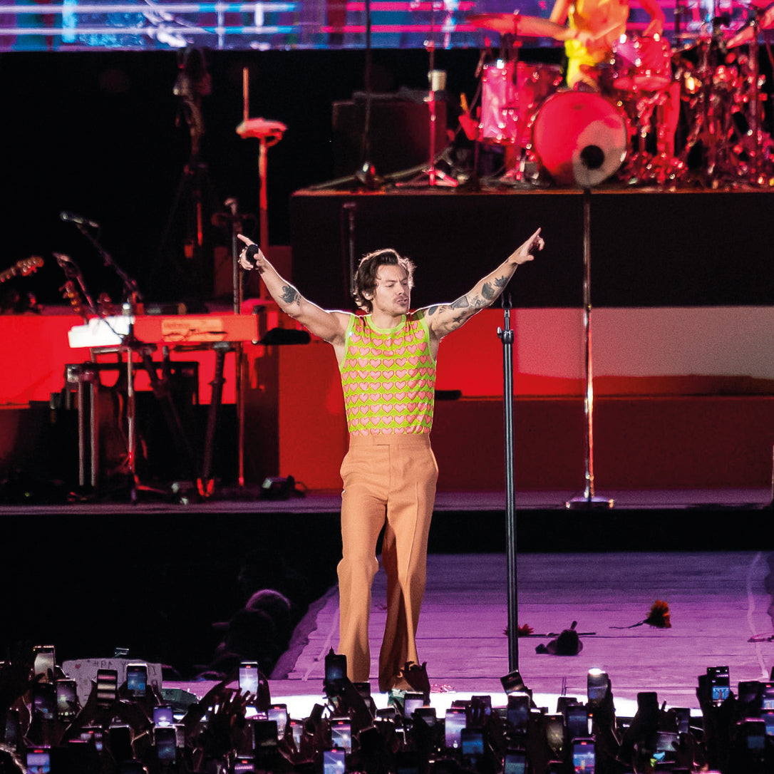 Pin Love On Tour Chile 2022. Pin Metálico de Harry Styles LOT