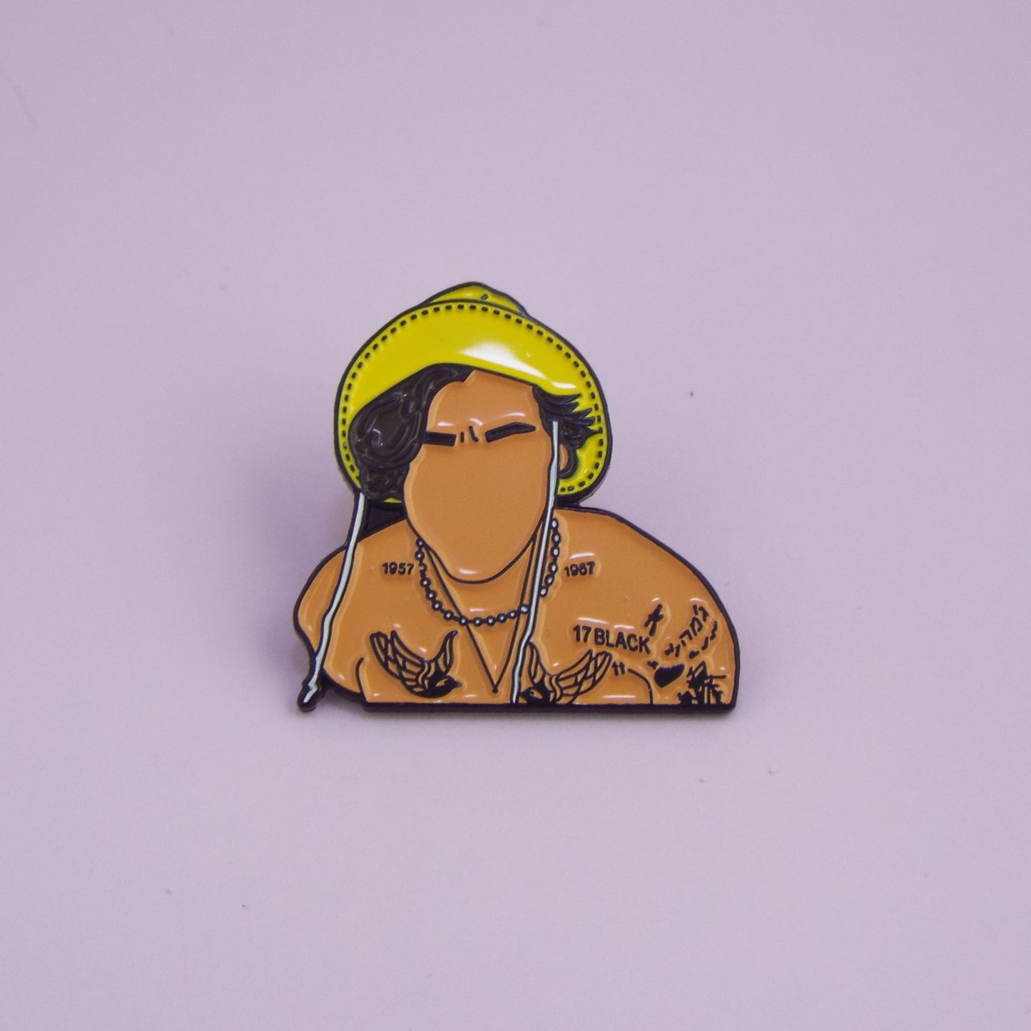 Pin Harry Styles "Golden"